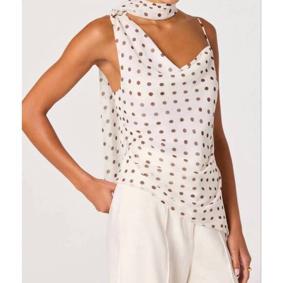 ASTR Tops - NEW ASTR adrie scarf top in cream polka dot